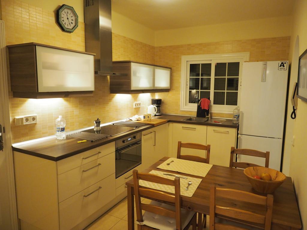 Villa Angela Mácher Екстериор снимка